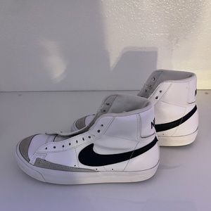 Nike Blazer Mid '77